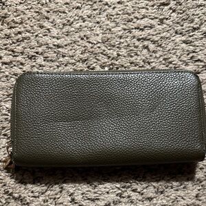 Green Textured Wallet